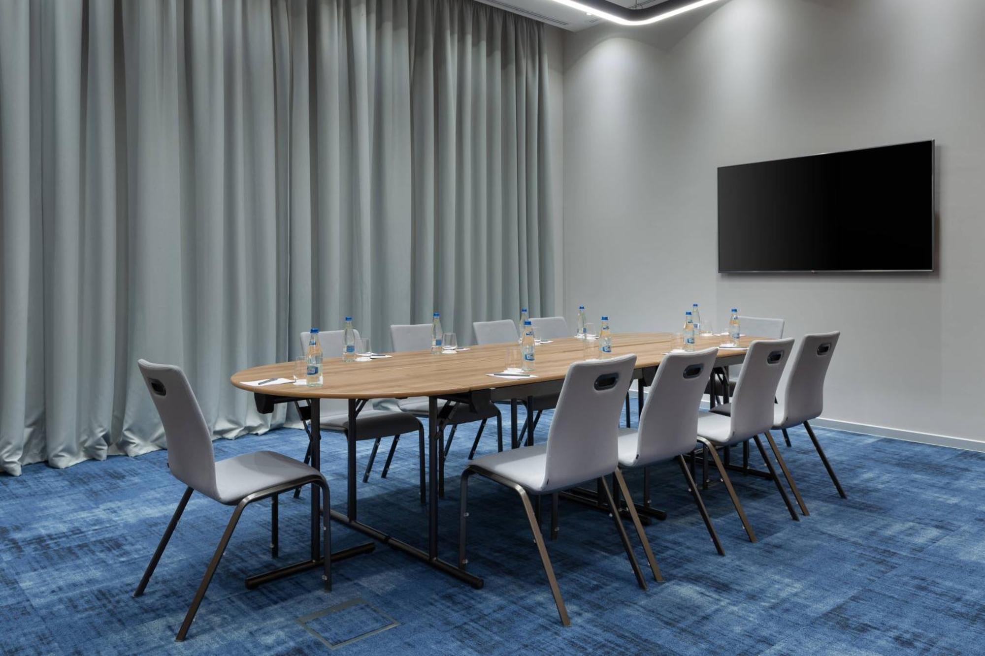 Courtyard By Marriott Bucharest Floreasca Екстериор снимка