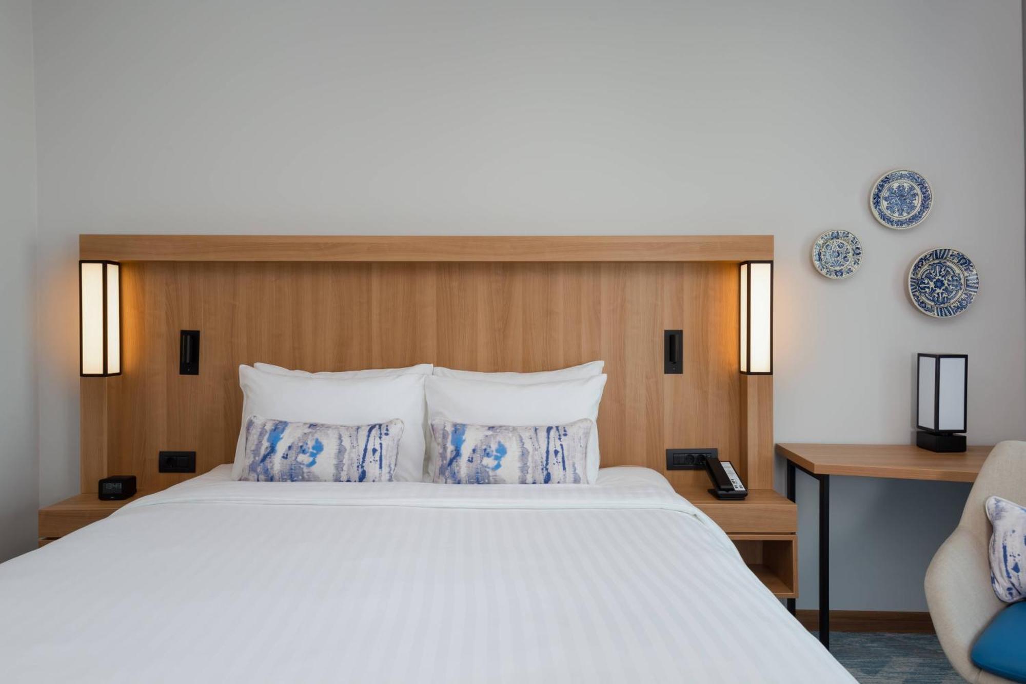 Courtyard By Marriott Bucharest Floreasca Екстериор снимка